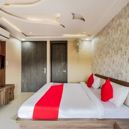 Super Hotel O The Moody Moon Hotel Jaipur Ngoại thất bức ảnh