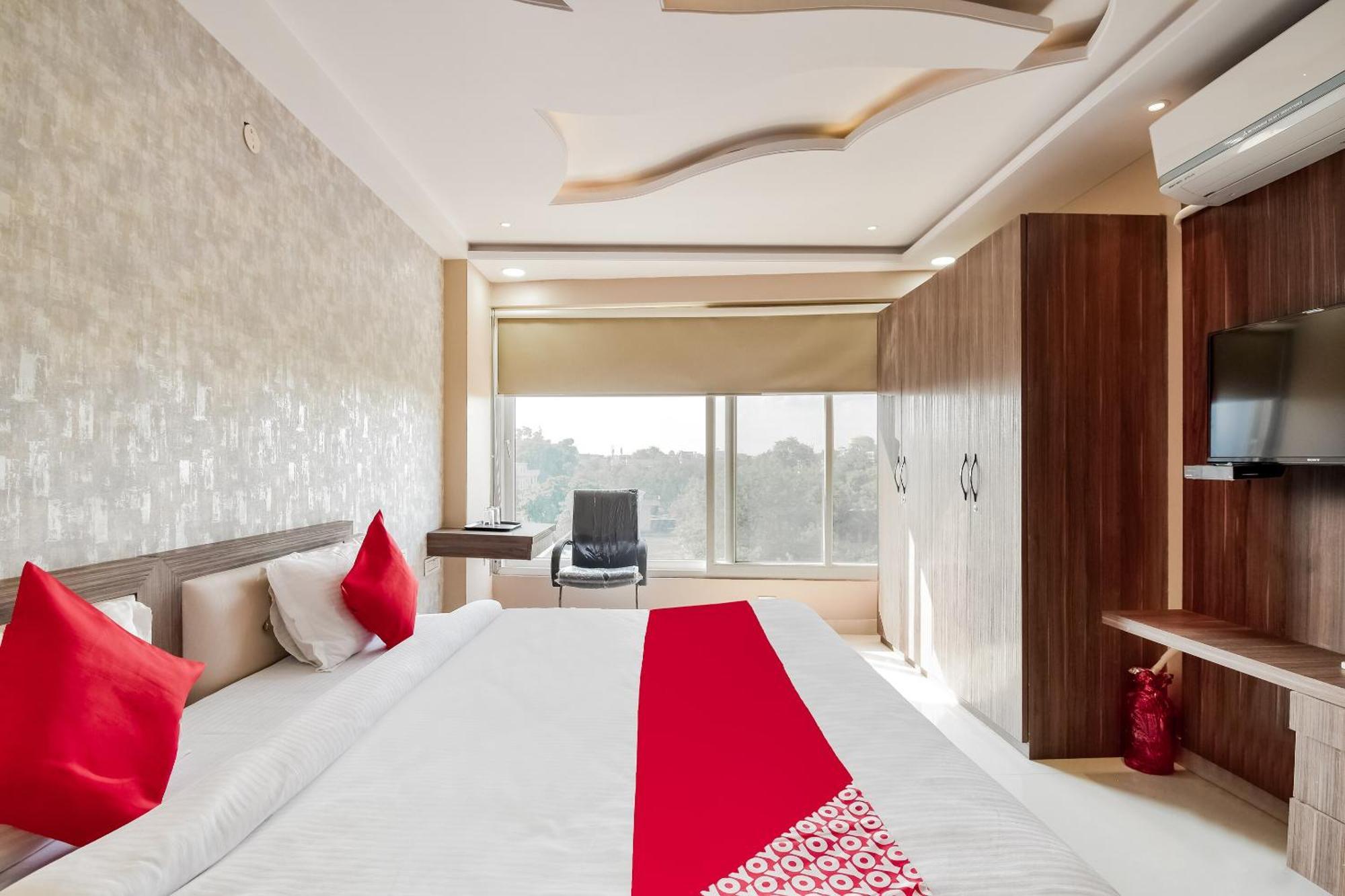 Super Hotel O The Moody Moon Hotel Jaipur Ngoại thất bức ảnh