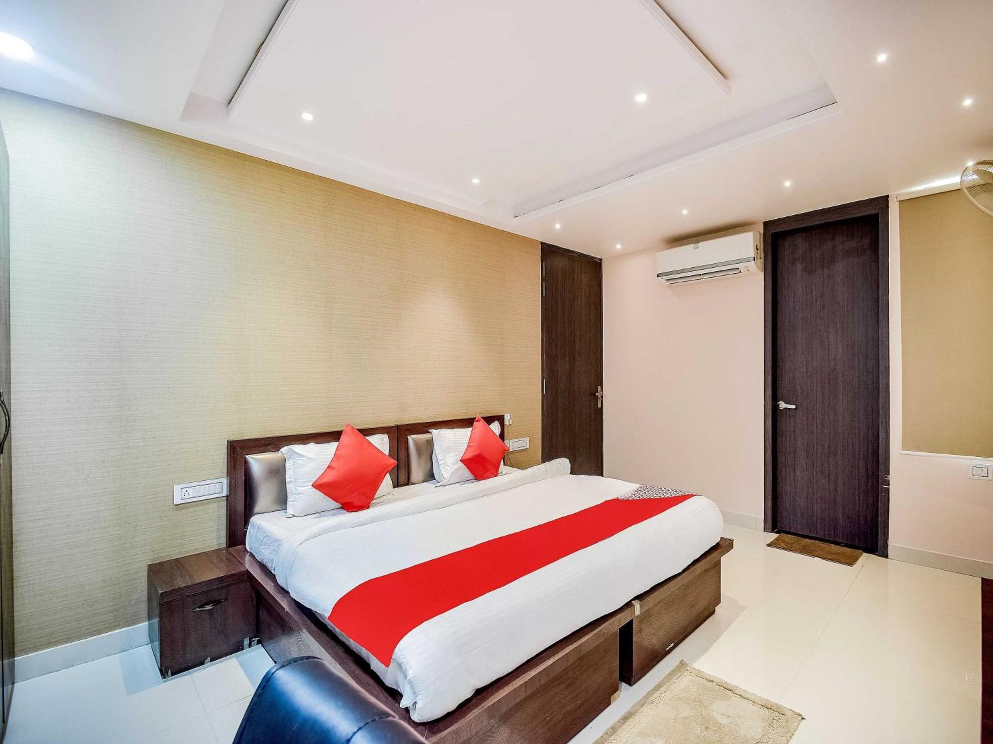 Super Hotel O The Moody Moon Hotel Jaipur Ngoại thất bức ảnh