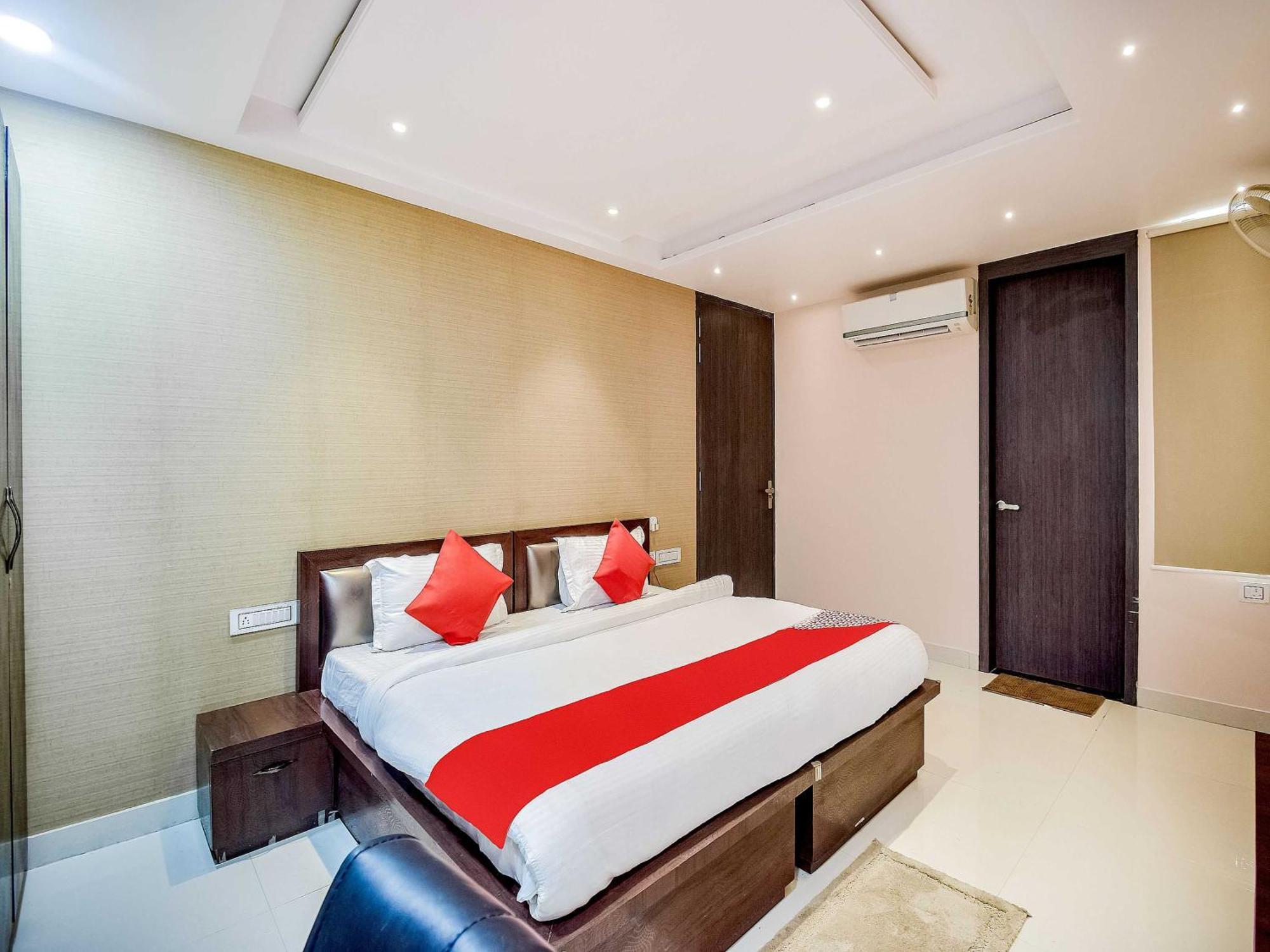 Super Hotel O The Moody Moon Hotel Jaipur Ngoại thất bức ảnh