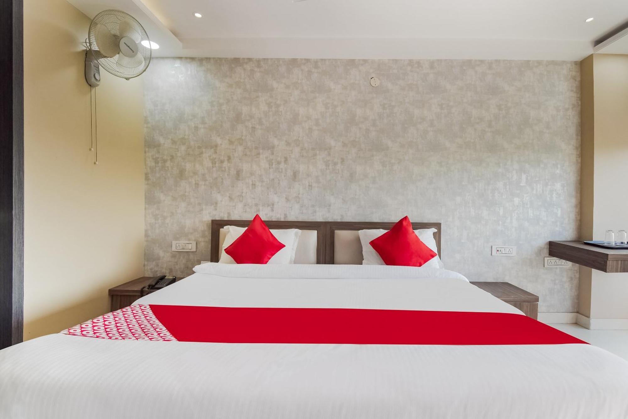 Super Hotel O The Moody Moon Hotel Jaipur Ngoại thất bức ảnh