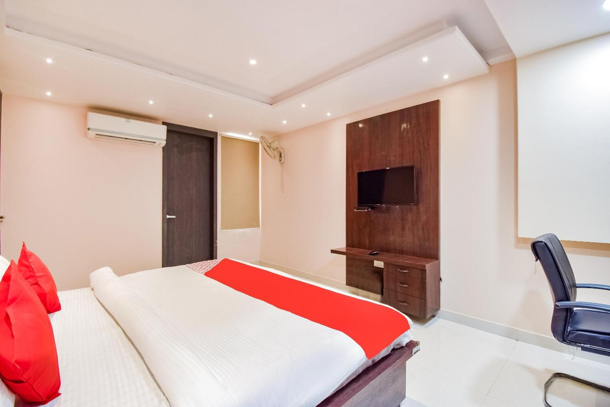 Super Hotel O The Moody Moon Hotel Jaipur Ngoại thất bức ảnh